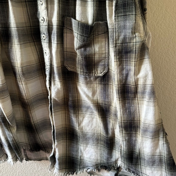 FREE PEOPLE plaid high low studded top. - Picture 11 of 12